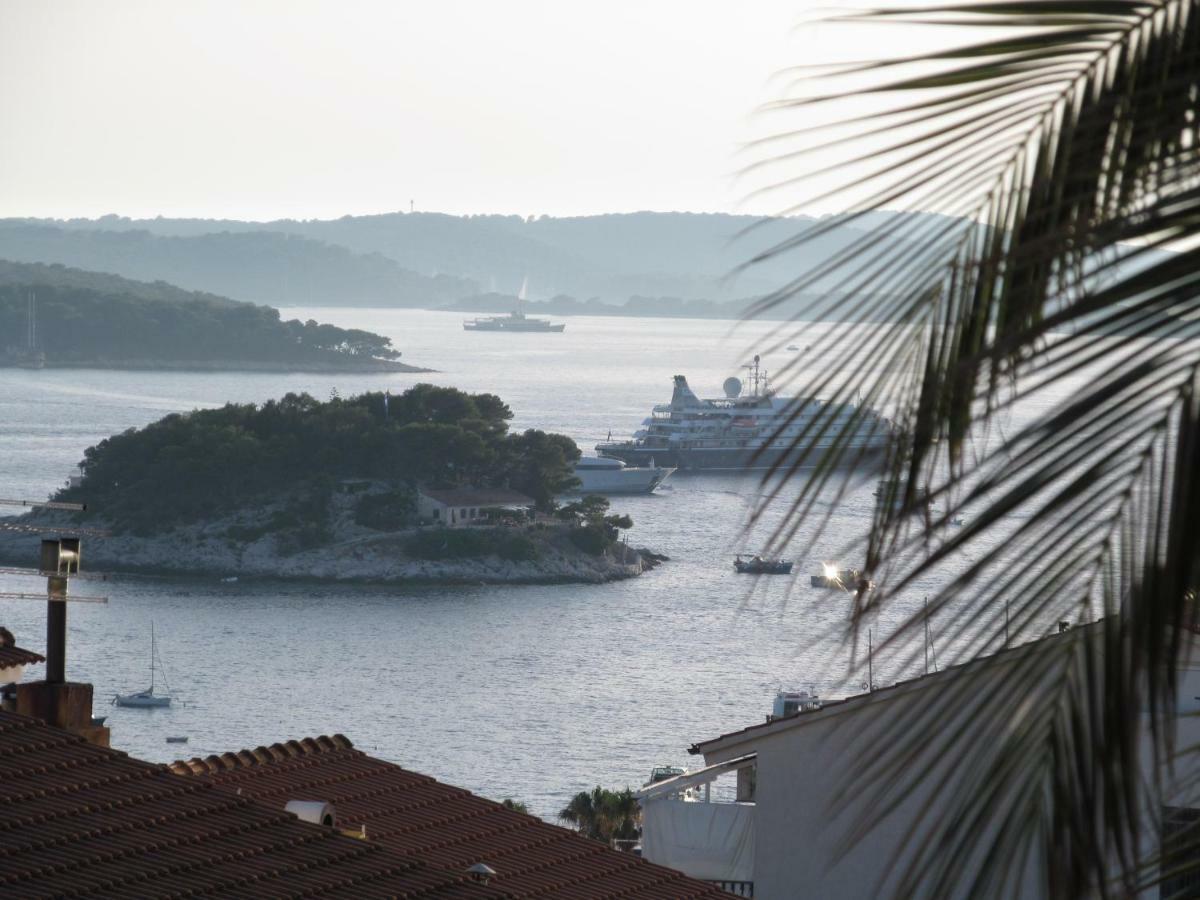 Apartman Lucy Hvar Town Exterior foto