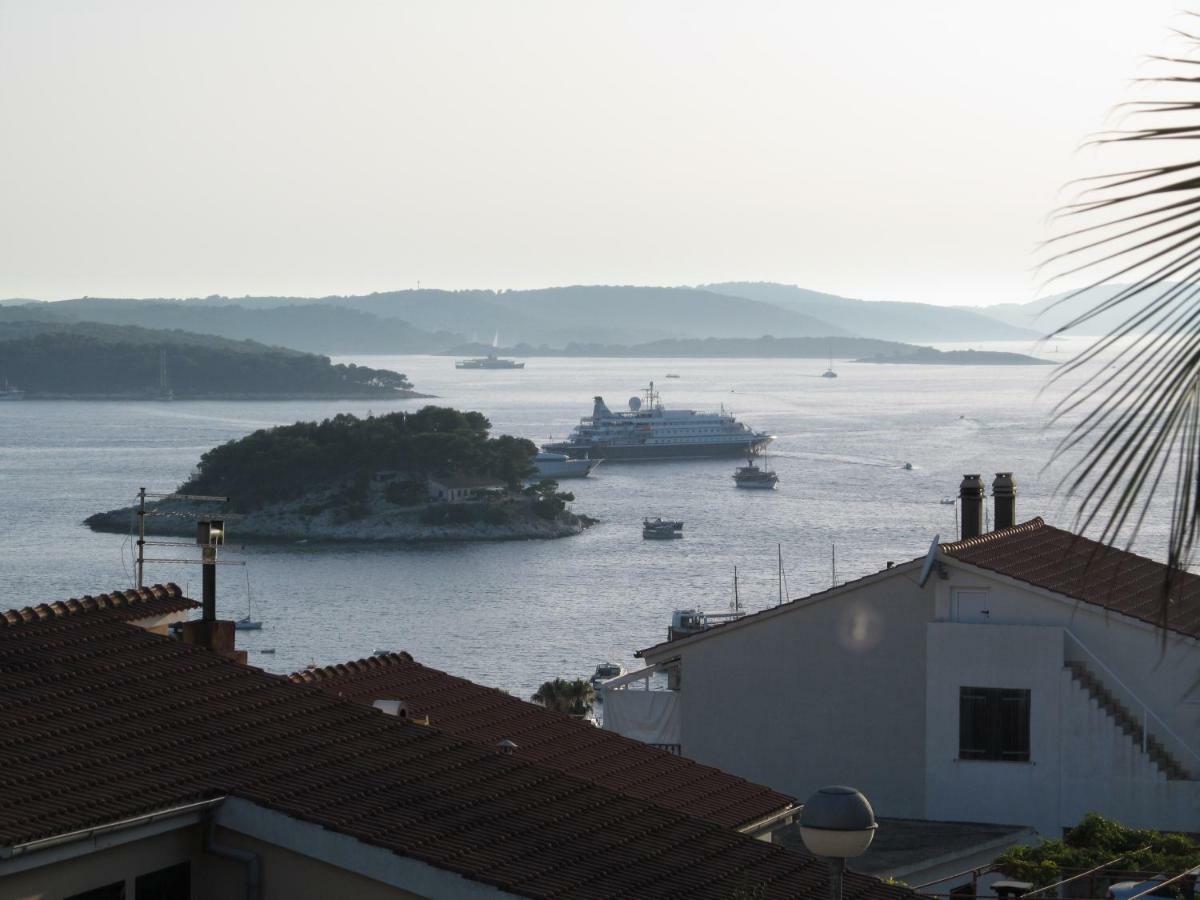 Apartman Lucy Hvar Town Exterior foto